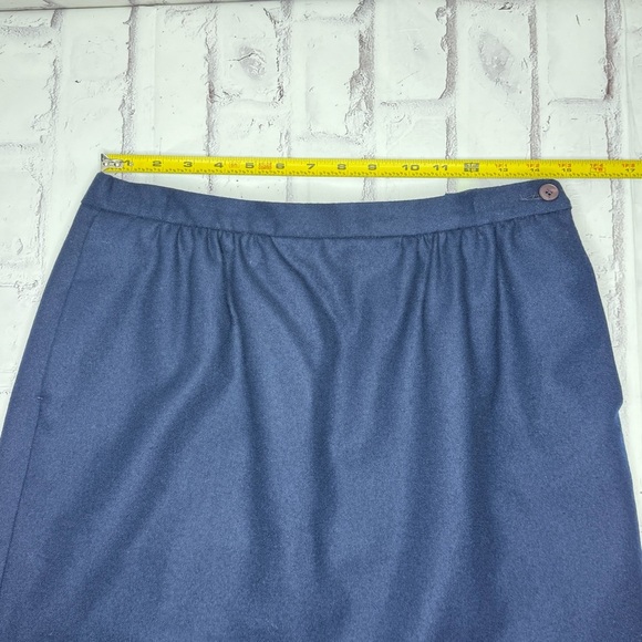 Pendleton Virgin Wool Pencil Skirt Size 12 Navy Blue Academia Office Career - Picture 5 of 9